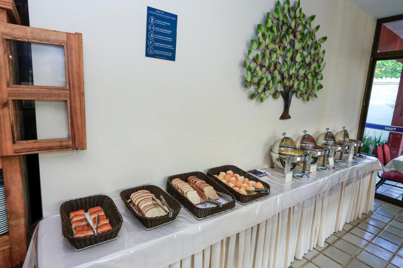 Indaia Praia Hotel Бертиога Екстериор снимка